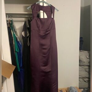 Wine colored bridesmaid / prom dress